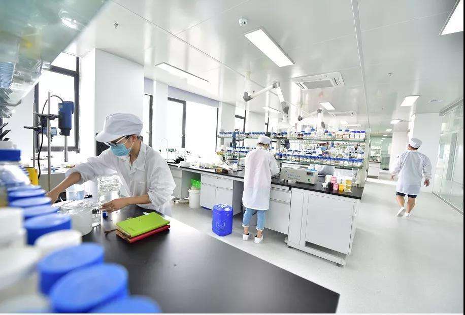 化妝品加工廠家的研發(fā)實驗室